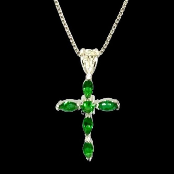 NX# Emerald & Sterling 925 Silver Cross Necklace - Picture 5 of 9